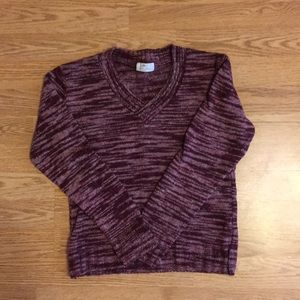 cute maroon sweater ❤️